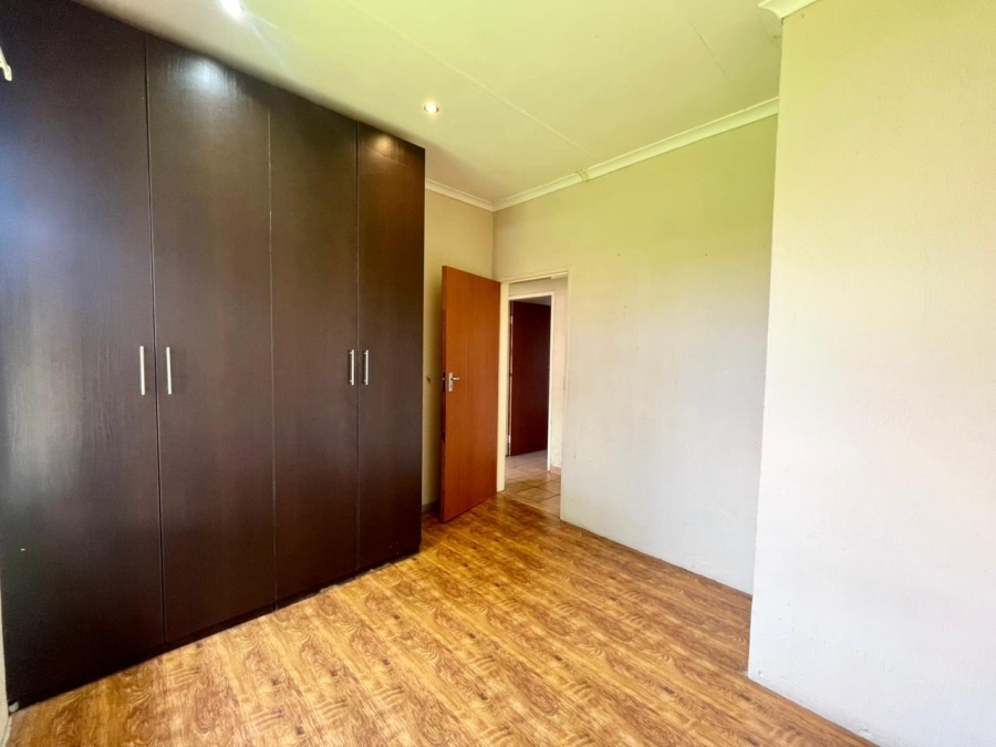 To Let 4 Bedroom Property for Rent in Waterval East North West